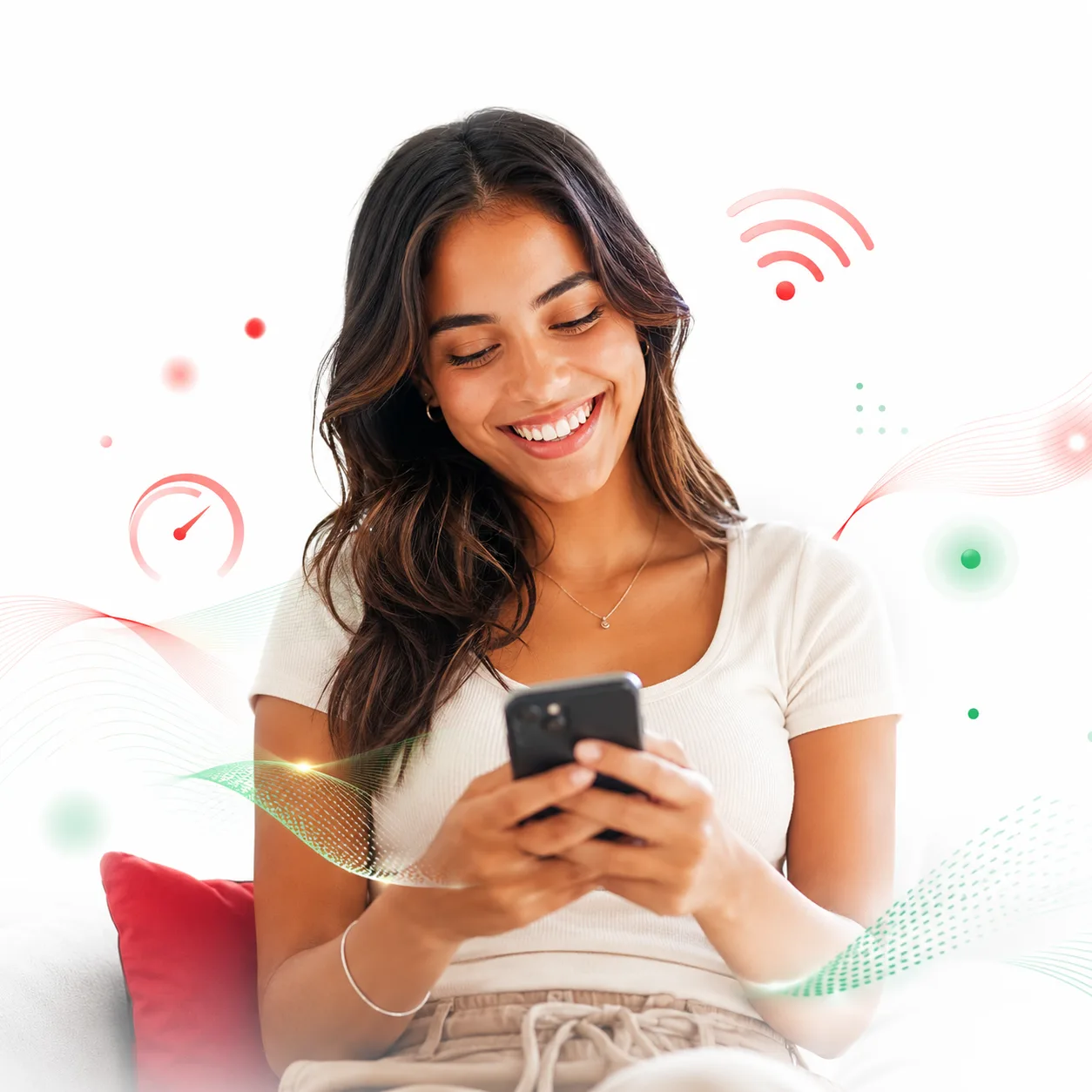 Cliente Hotfibra usando o celular com internet rápida